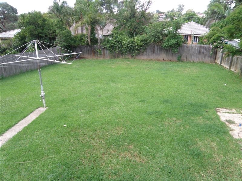 154 Macquarie Ave, Campbelltown NSW 2560