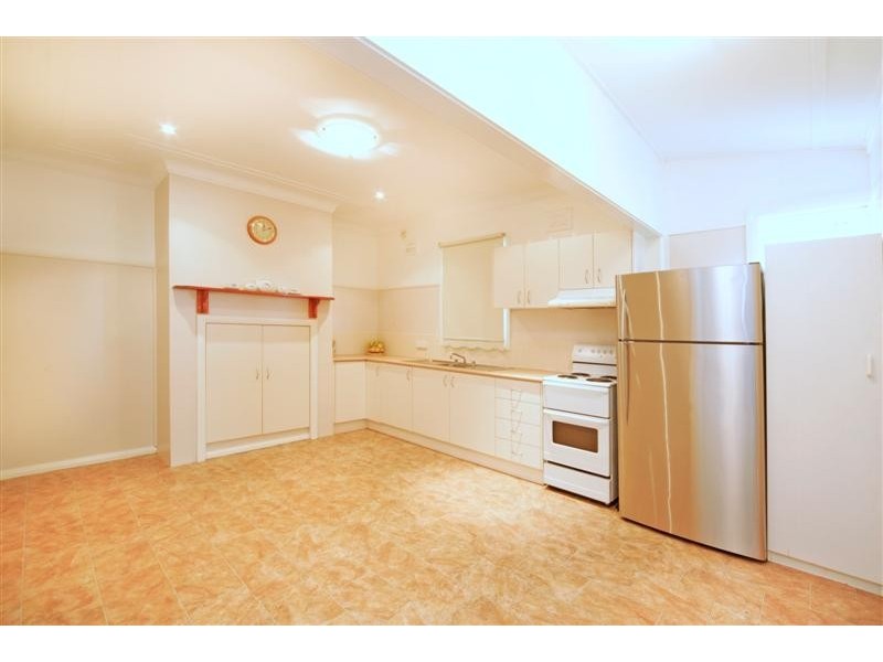 9 Little Street, Camden NSW 2570