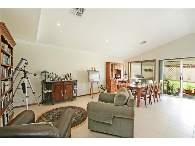 27 Tristania Street, Mount Annan NSW 2567