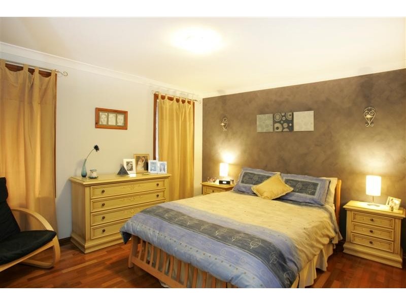 16 Montgomery Circuit, Narellan Vale NSW 2567