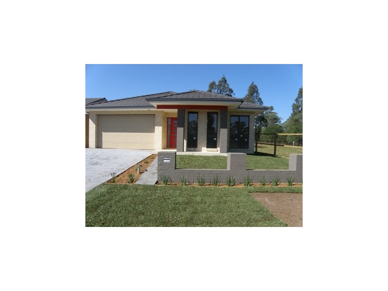 17 Tivoli Lane, Campbelltown NSW 2560