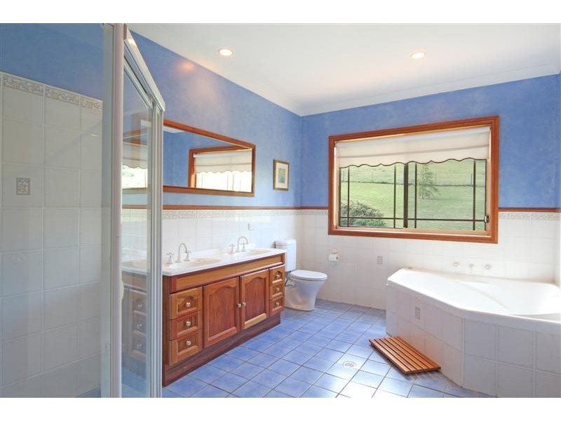 20 Blades Place, Douglas Park NSW 2569