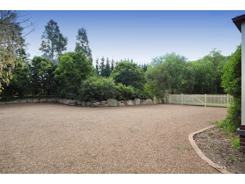 20 Blades Place, Douglas Park NSW 2569