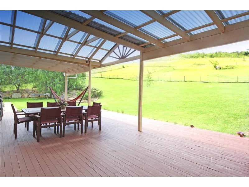 20 Blades Place, Douglas Park NSW 2569