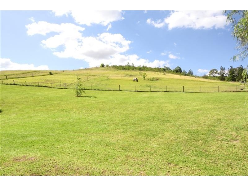 20 Blades Place, Douglas Park NSW 2569