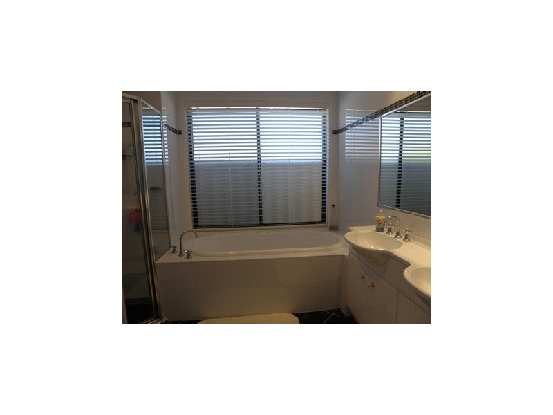 13 Budgen Circuit, Harrington Park NSW 2567