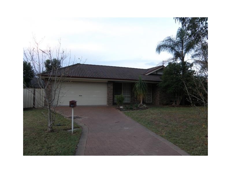 57 Outram Place, Currans Hill NSW 2567