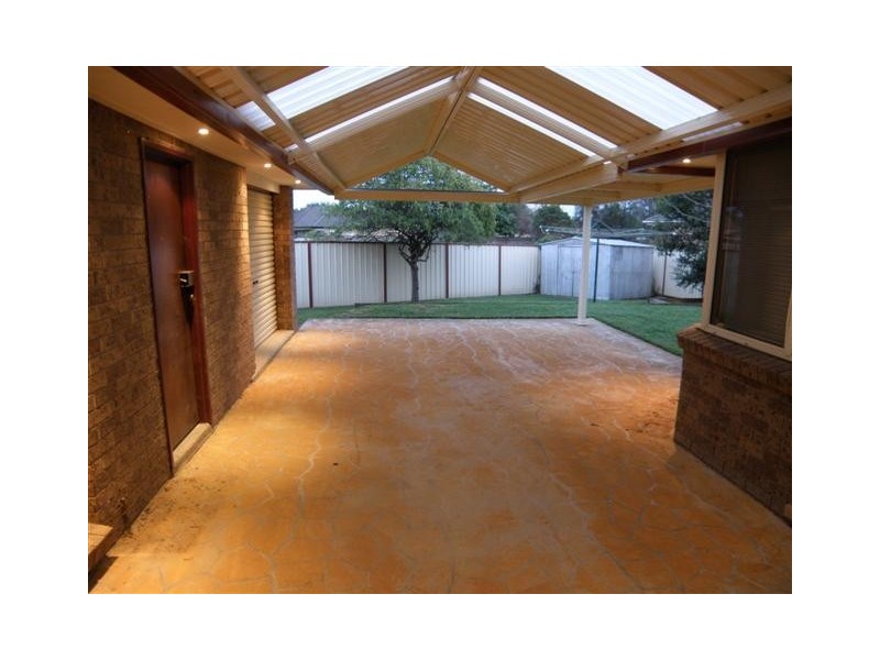 57 Outram Place, Currans Hill NSW 2567