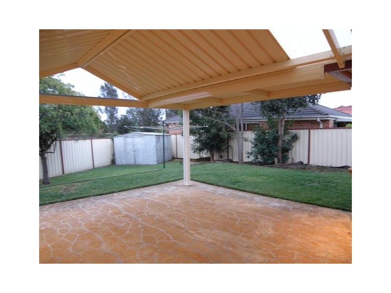 57 Outram Place, Currans Hill NSW 2567