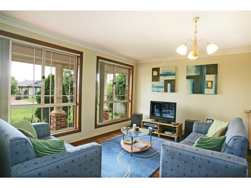 16 Montgomery Circuit, Narellan Vale NSW 2567