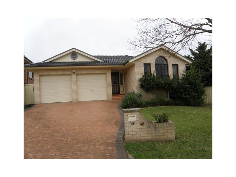 10 Ephraim Howe Place, Mount Annan NSW 2567