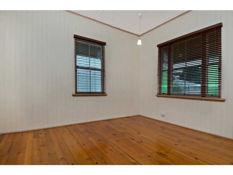 10 Aldridge Street, Auchenflower QLD 4066