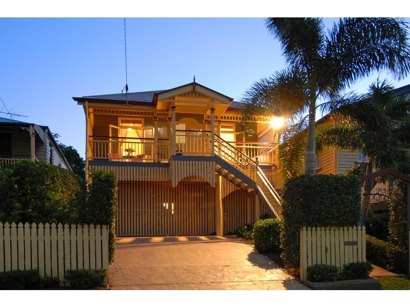 28 Coronation Street, Bardon QLD 4065