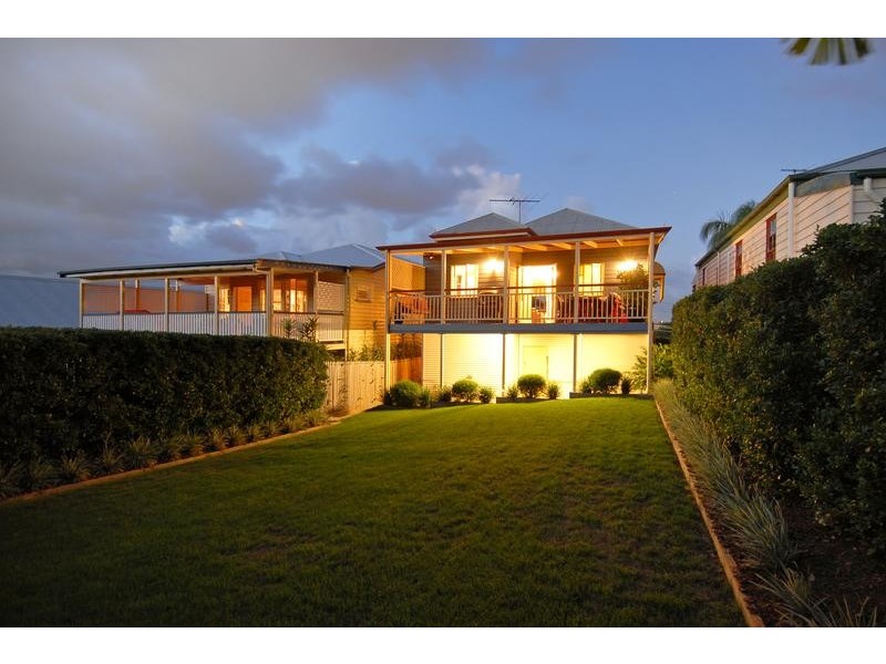 28 Coronation Street, Bardon QLD 4065