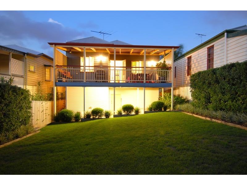 28 Coronation Street, Bardon QLD 4065