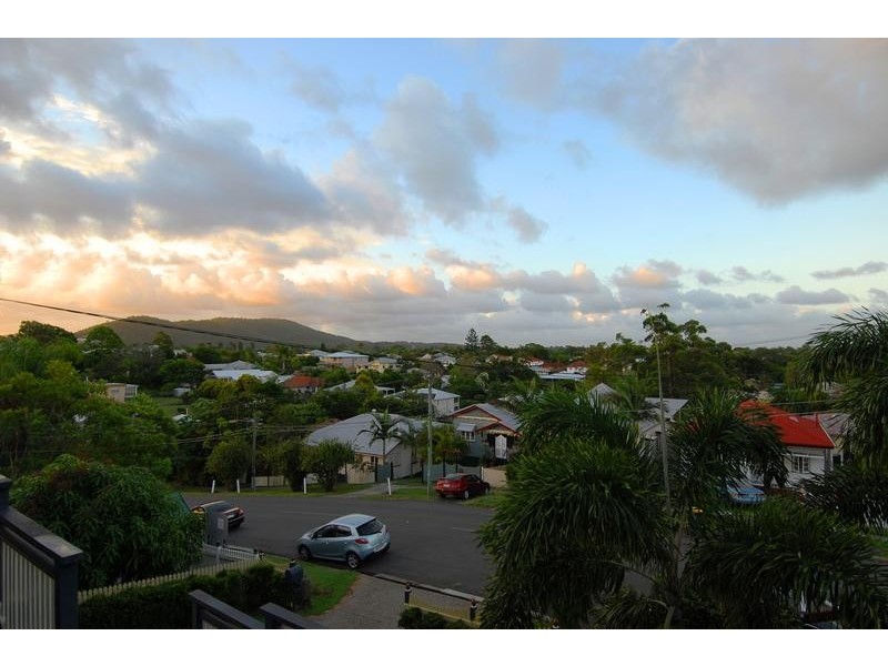 28 Coronation Street, Bardon QLD 4065
