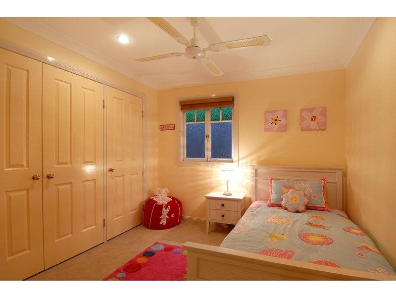 28 Coronation Street, Bardon QLD 4065