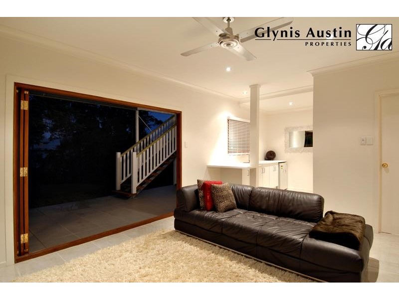 91 Taringa Parade, Indooroopilly QLD 4068