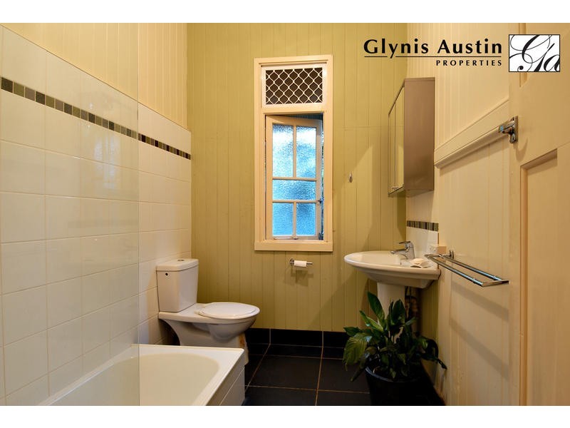 24 Drynan Street, Paddington QLD 4064