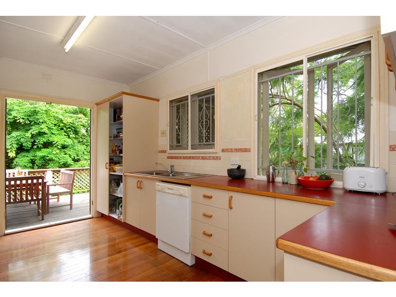 34 Siemon Street, Auchenflower QLD 4066