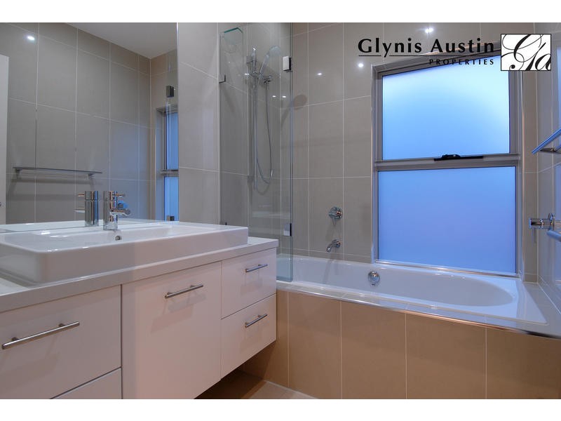 170 Jesmond Road, Indooroopilly QLD 4068