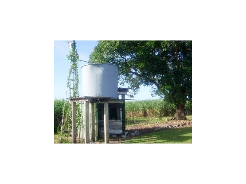 111 Sachs La, Ingham QLD 4850