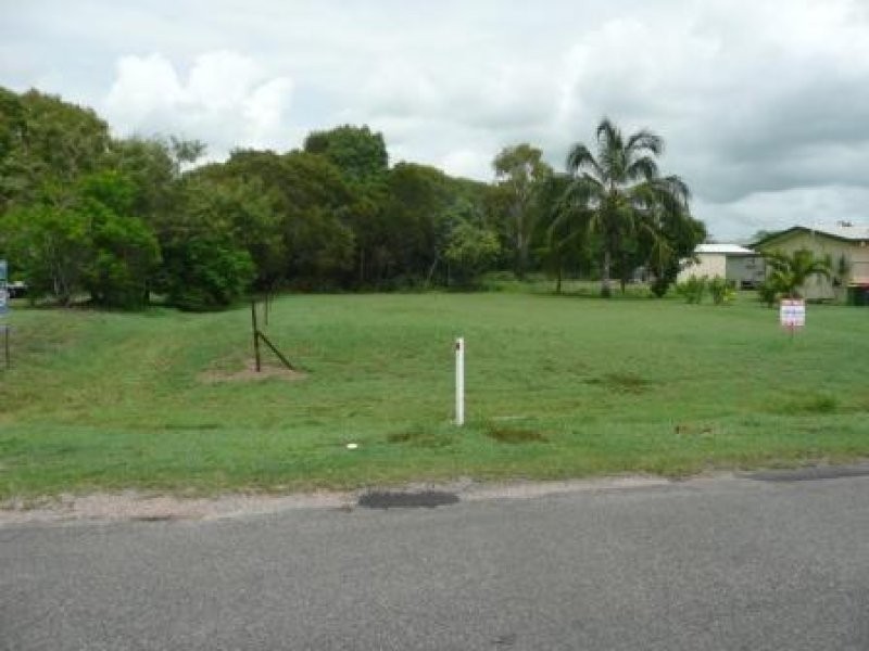 42 Wattle Street, Forrest Beach QLD 4850