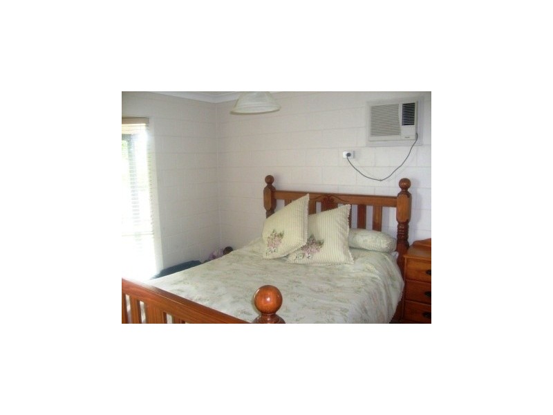 18 Crisps Rd, Ingham QLD 4850