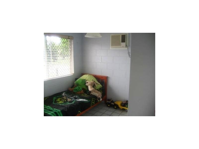 18 Crisps Rd, Ingham QLD 4850