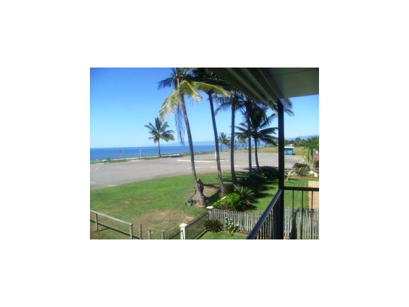 Units 1&4 4 Allamanda Ave, Forrest Beach QLD 4850