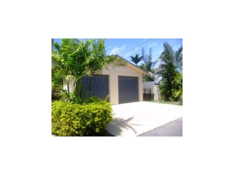 Units 1&4 4 Allamanda Ave, Forrest Beach QLD 4850