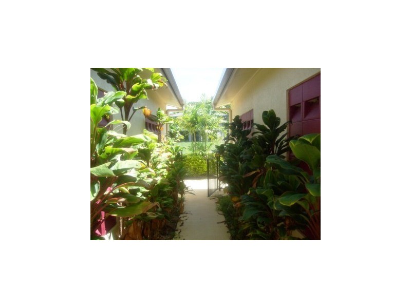 Units 1&4 4 Allamanda Ave, Forrest Beach QLD 4850