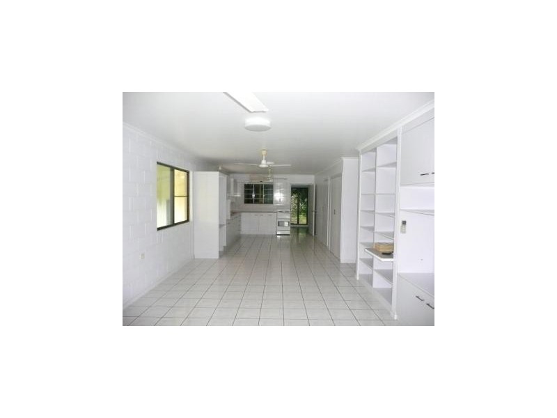 135 John Dory Street, Taylors Beach QLD 4850