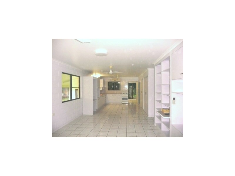 135 John Dory Street, Taylors Beach QLD 4850