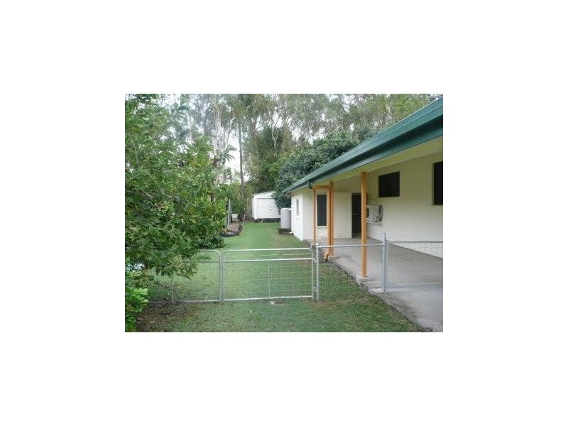 135 John Dory Street, Taylors Beach QLD 4850