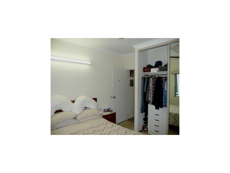 4 SALMON STREET,, Taylors Beach QLD 4850