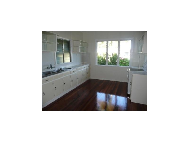 8 Pine Street, Forrest Beach QLD 4850