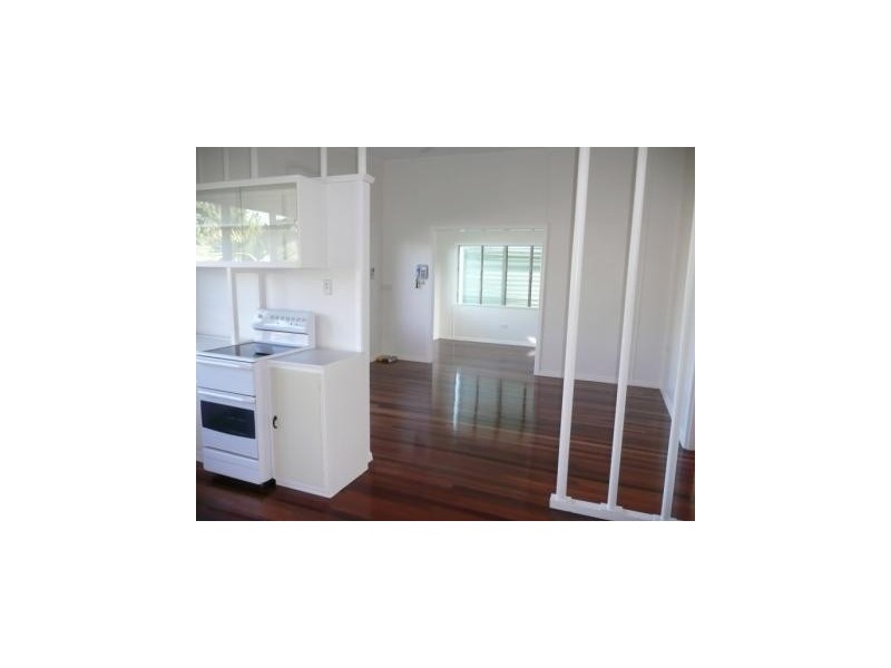 8 Pine Street, Forrest Beach QLD 4850