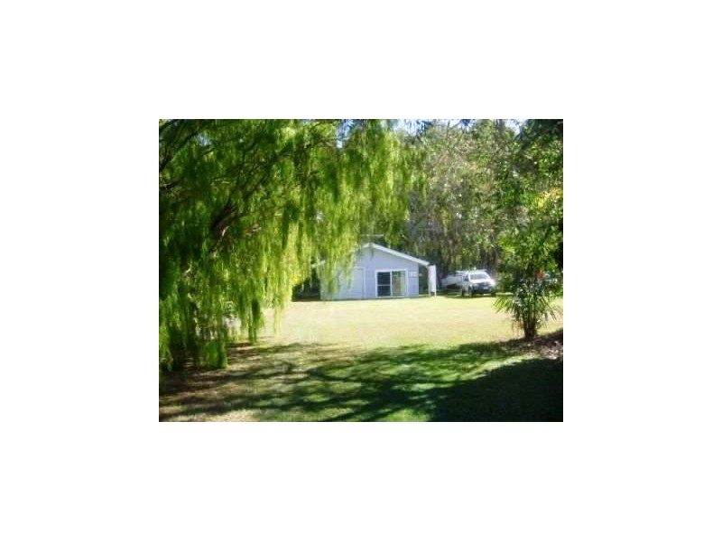 127 John Dory Street, Taylors Beach QLD 4850