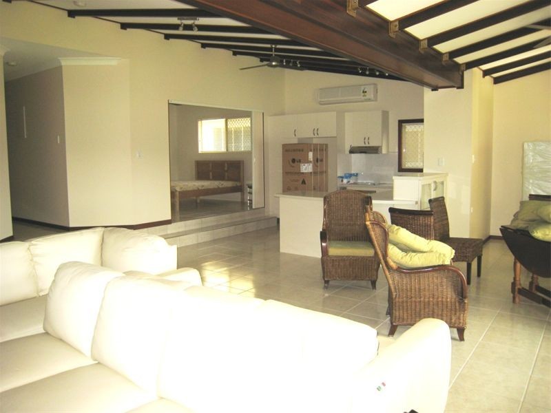 1 Denney Street, Lucinda QLD 4850