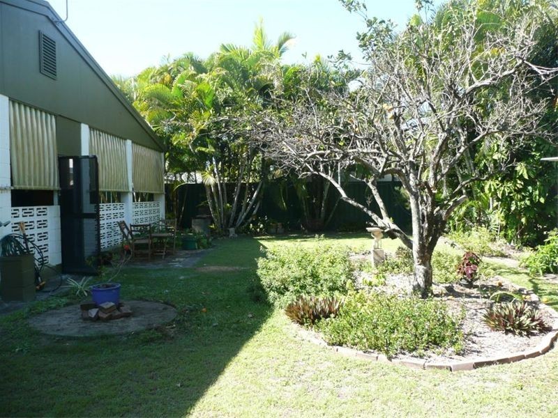 17 Bauhinia Street, Forrest Beach QLD 4850