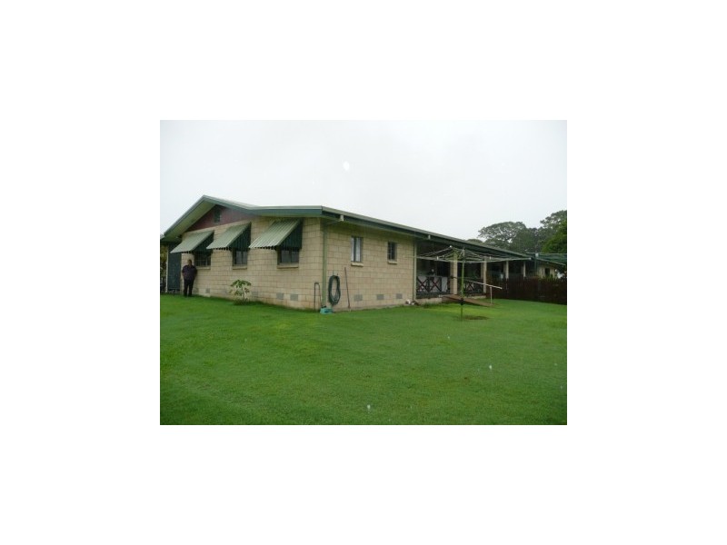 7b Musgrave, Halifax QLD 4850