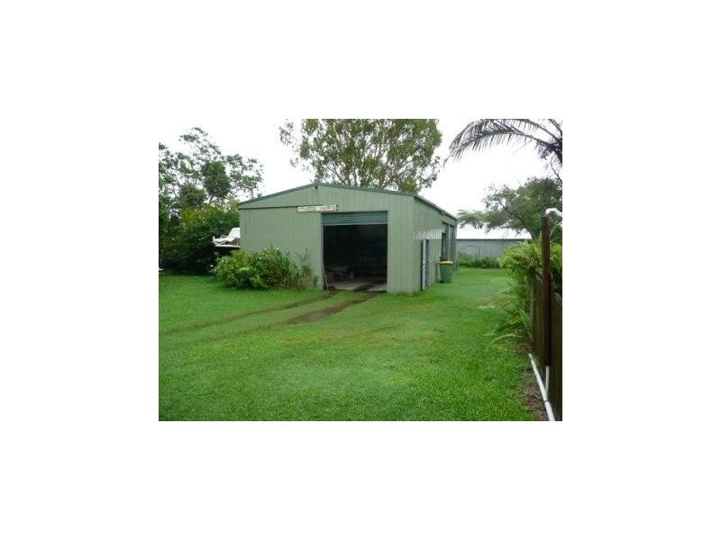 7b Musgrave, Halifax QLD 4850