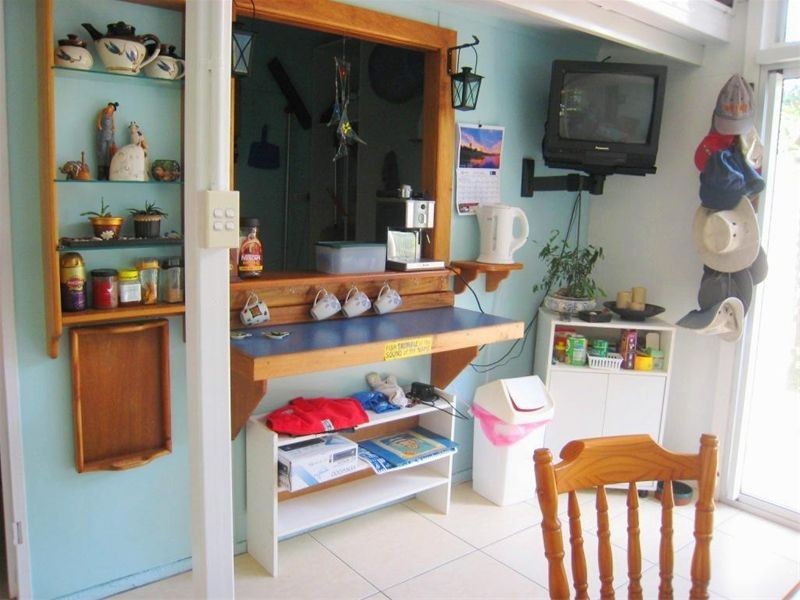125 John Dory St, Taylors Beach QLD 4850
