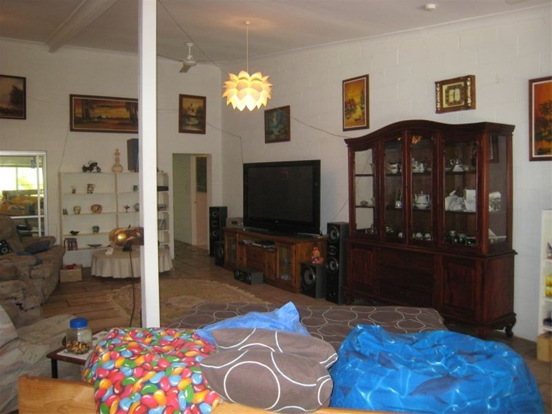 34 Old Bridge Road, Long Pocket QLD 4850