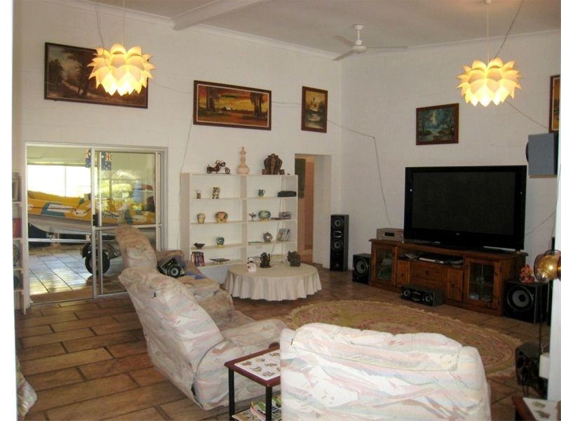 34 Old Bridge Road, Long Pocket QLD 4850