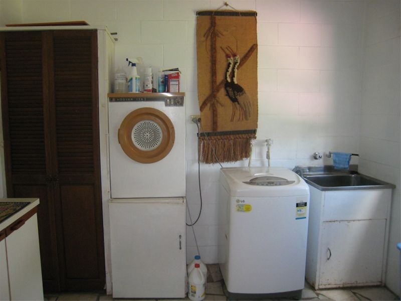 34 Old Bridge Road, Long Pocket QLD 4850