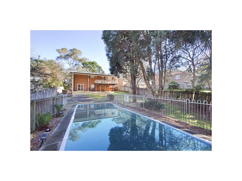 10 Dremeday Street, Northmead NSW 2152