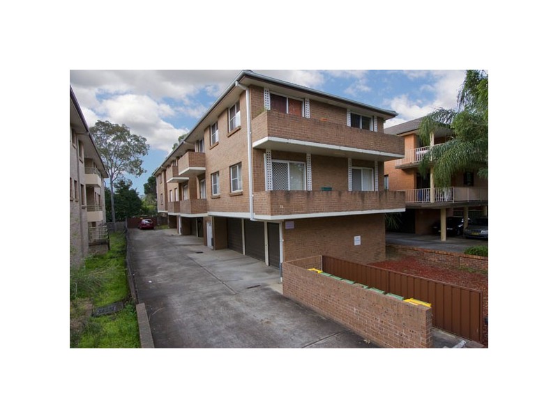 4/16 Henry Street, Parramatta NSW 2150