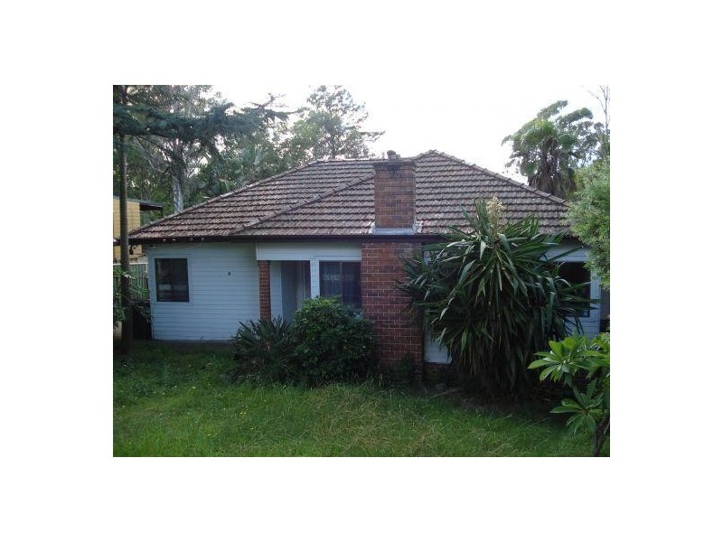 8 Bago Street, Pendle Hill NSW 2145